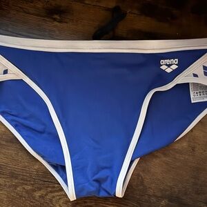Arena Icon Swim Brief Size 40